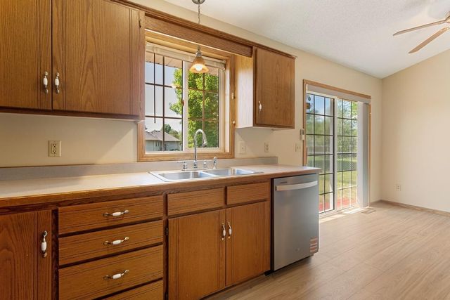 6247 Albert Lane, North Branch, MN 55056