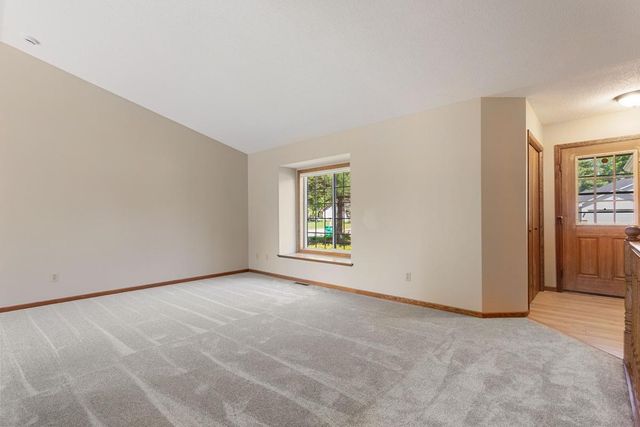 6247 Albert Lane, North Branch, MN 55056