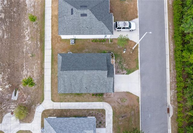 1360 COTTAGE CIRCLE, Tavares, FL 32778