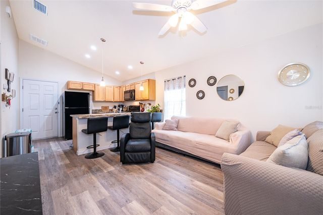 1360 COTTAGE CIRCLE, Tavares, FL 32778