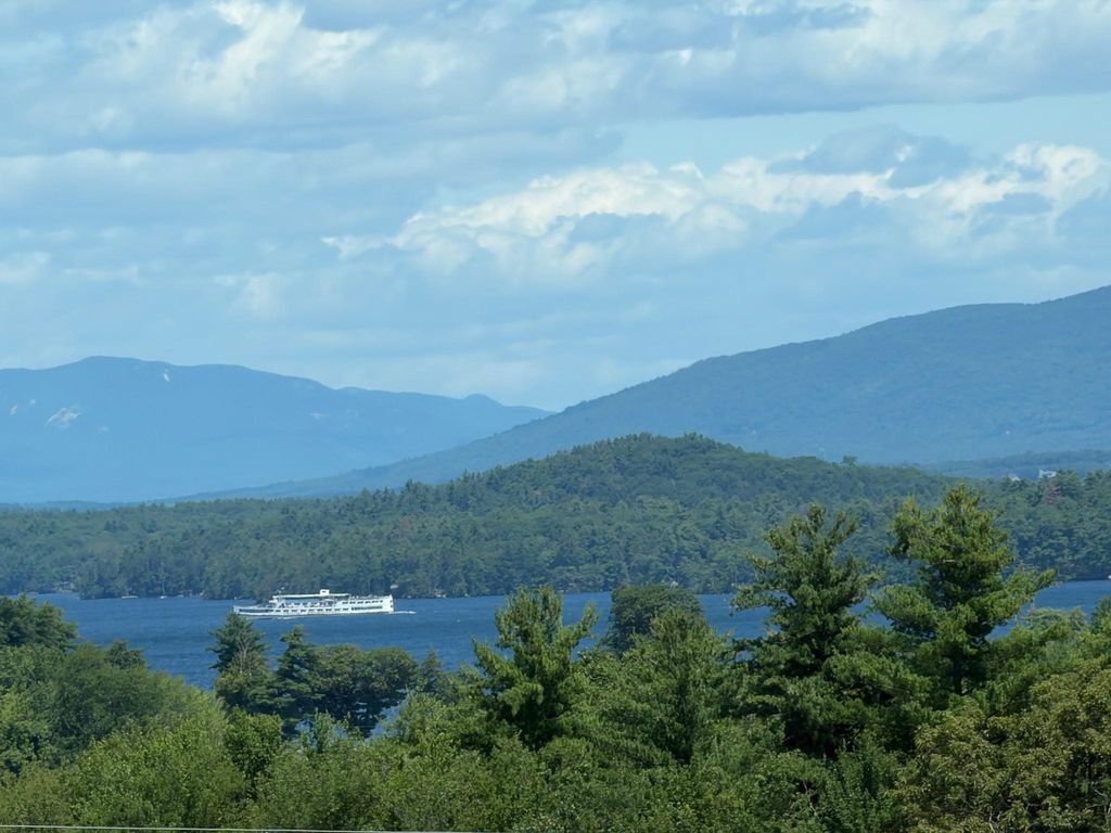 259 Old Lake Shore Road, Gilford, NH 03249