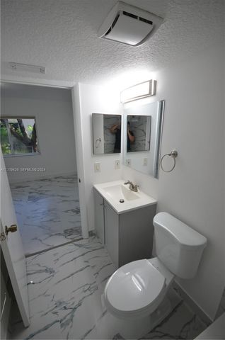 1241 SE 29th Street 102, Homestead, FL 33035