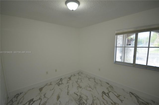 1241 SE 29th Street 102, Homestead, FL 33035