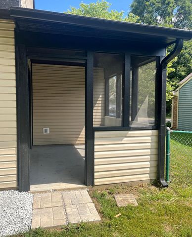 10147 Park Stream Drive, Indianapolis, IN 46229