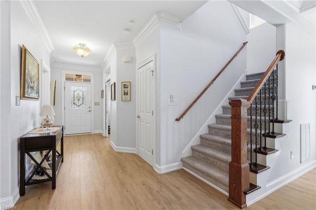 616 Flint Chip DR, Chesapeake, VA 23320