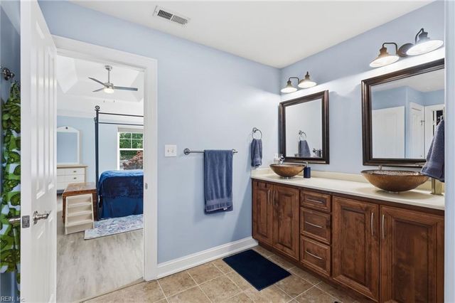 616 Flint Chip DR, Chesapeake, VA 23320