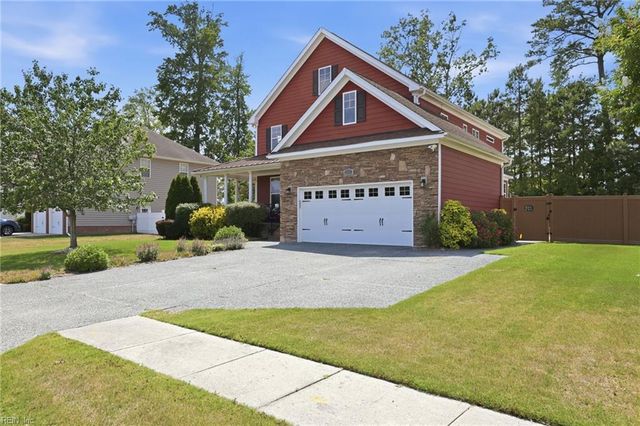 616 Flint Chip DR, Chesapeake, VA 23320