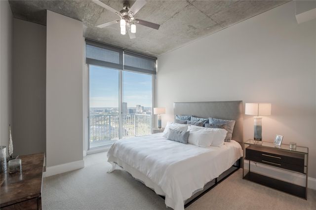 5927 Almeda Road 22810, Houston, TX 77004