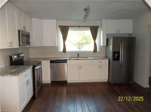 9900 Southwestern BLVD, Suffolk, VA 23437