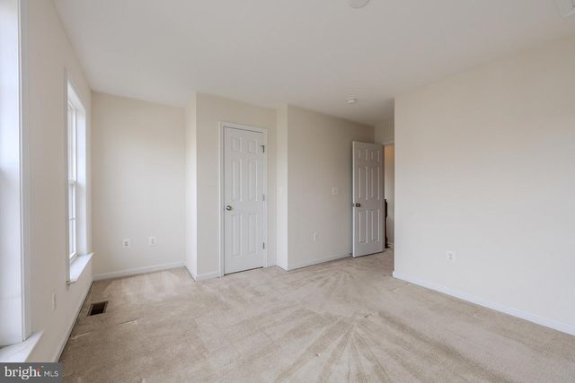 15655 JOHN DISKIN CIR, Woodbridge, VA 22191