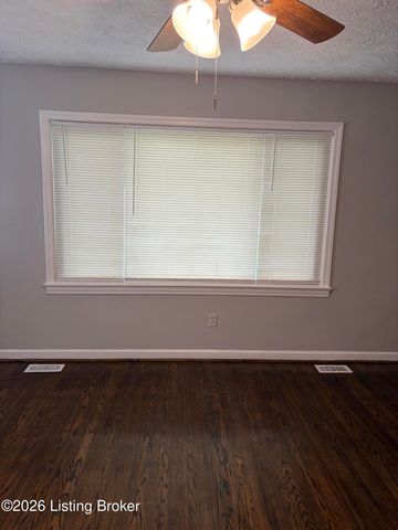 3403 Lees Ln, Louisville, KY 40216