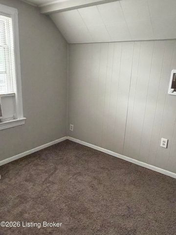 3403 Lees Ln, Louisville, KY 40216