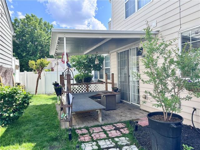 193 Windcroft Circle NW, Acworth, GA 30101
