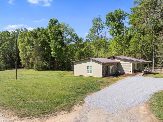 980 W Slate Mine Road, Denton, NC 27239