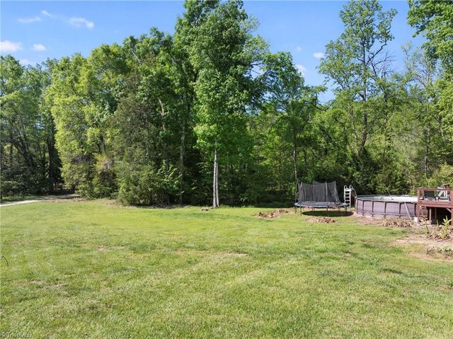 980 W Slate Mine Road, Denton, NC 27239