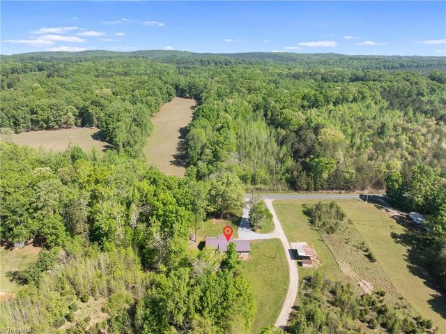 980 W Slate Mine Road, Denton, NC 27239