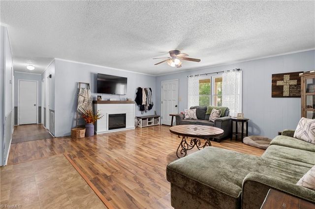 980 W Slate Mine Road, Denton, NC 27239