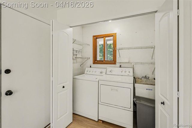 5238 Kristi Lane, Commerce Twp, MI 48382