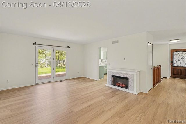 5238 Kristi Lane, Commerce Twp, MI 48382