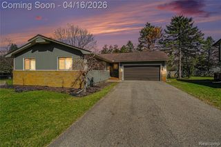 5238 Kristi Lane, Commerce Twp, MI 48382