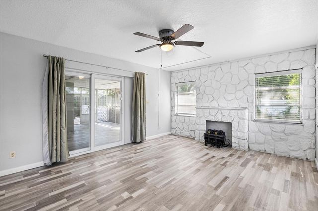 206 N GUNLOCK AVENUE, Tampa, FL 33609