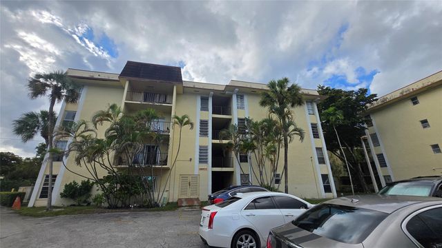 11905 NE 2nd Ave C307, North Miami, FL 33161