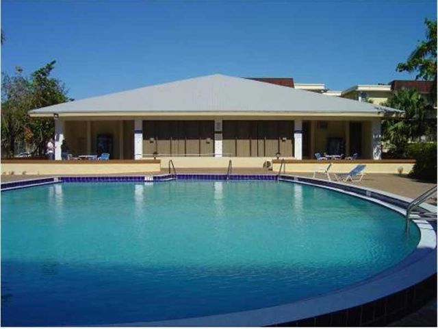 11905 NE 2nd Ave C307, North Miami, FL 33161