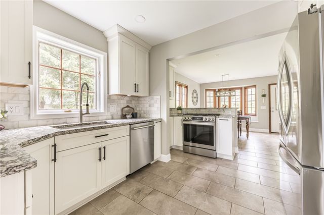 135 Maplewood Avenue, Ogden, NY 14559