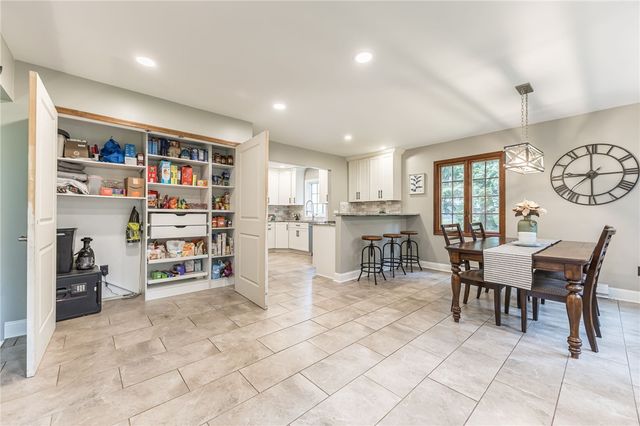 135 Maplewood Avenue, Ogden, NY 14559