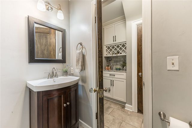 135 Maplewood Avenue, Ogden, NY 14559