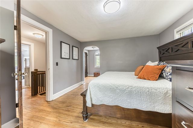 135 Maplewood Avenue, Ogden, NY 14559