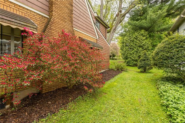 135 Maplewood Avenue, Ogden, NY 14559