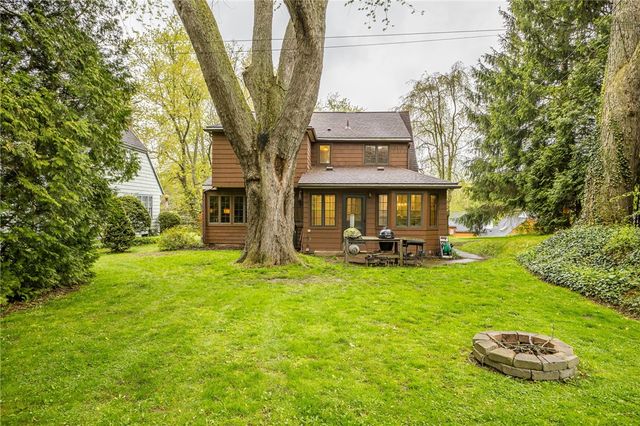 135 Maplewood Avenue, Ogden, NY 14559