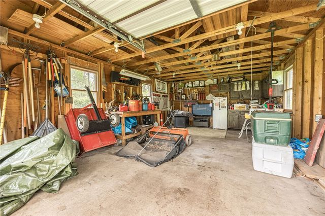 135 Maplewood Avenue, Ogden, NY 14559