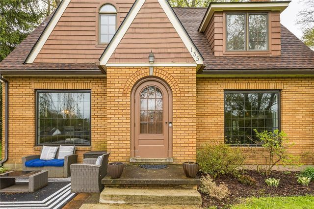 135 Maplewood Avenue, Ogden, NY 14559