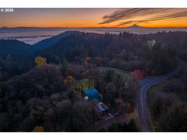 216 Nw ROYAL Blvd, Portland, OR 97210