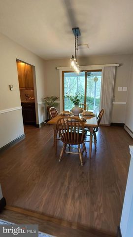 1329 MEADOW LN, Perkasie, PA 18944