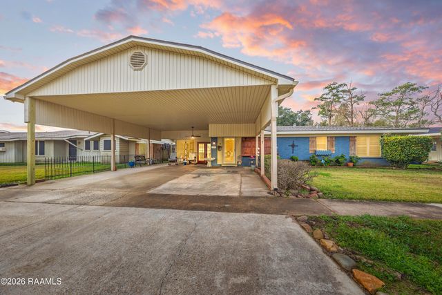 131 Bradford Drive, Carencro, LA 70520