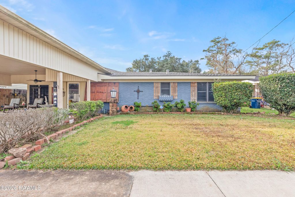 131 Bradford Drive, Carencro, LA 70520