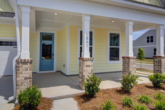 1041 House Finch Avenue Cc3-21-12, Ravenel, SC 29470