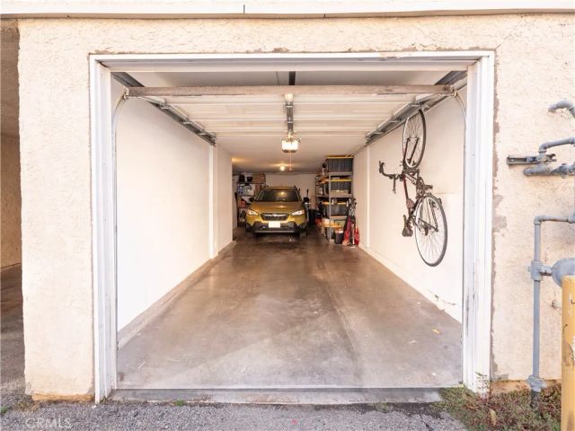 15045 Nordhoff, North Hills, CA 91343