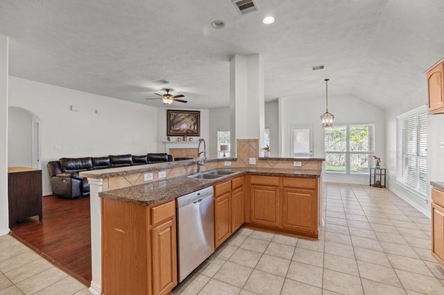 6410 Pinewood Court, Katy, TX 77493