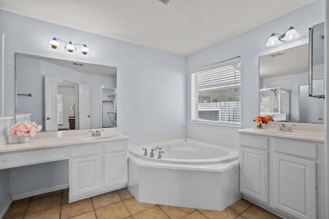 6410 Pinewood Court, Katy, TX 77493