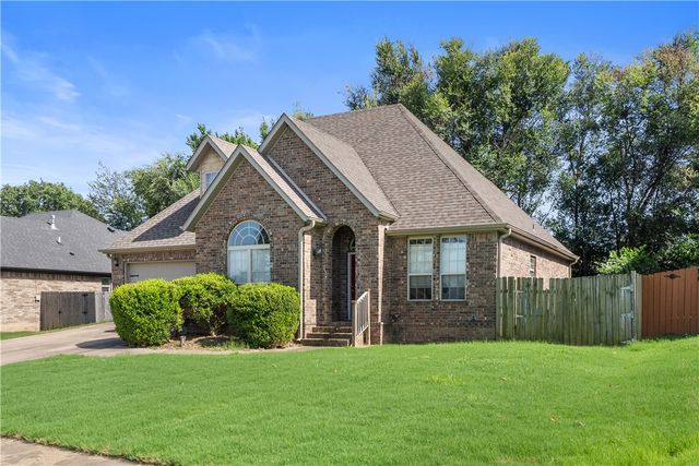 1513 Counts Drive, Springdale, AR 72764