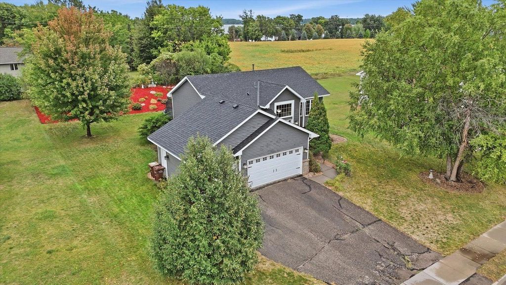 605 Vendell Street, Buffalo, MN 55313 — photo 2