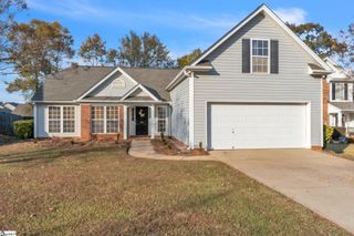 323 E Rustling Leaves Lane, Roebuck, SC 29376
