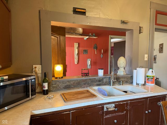 61 S West Street, Rosedale, IN 47874