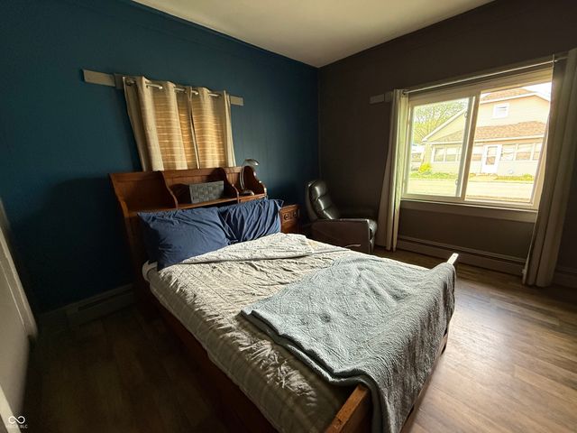 61 S West Street, Rosedale, IN 47874