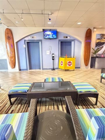 444 Kanekapolei Street 1013, Honolulu, HI 96815