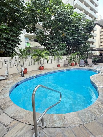 444 Kanekapolei Street 1013, Honolulu, HI 96815